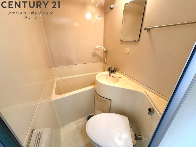 バス・シャワールーム　シンプルで機能的なユニットバスです！