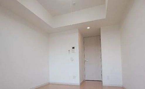 その他部屋・スペース　落ち着いて過ごせるお部屋なので、寝室にいかがでしょうか