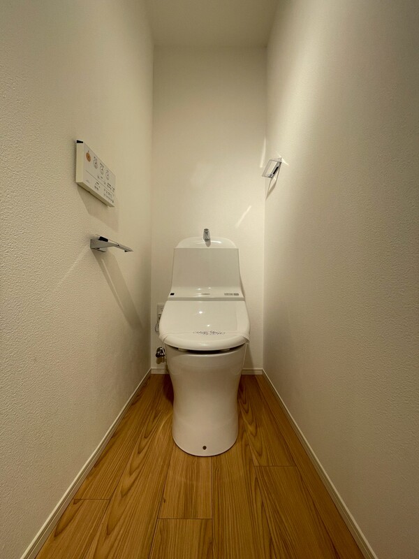 トイレ　※別室参考写真