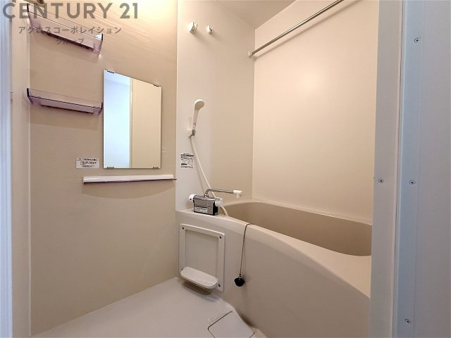 バス・シャワールーム　清潔感のある浴室です♪