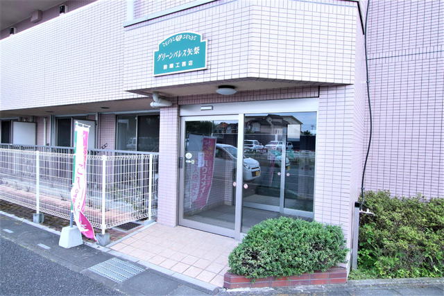 エントランス　エントランス