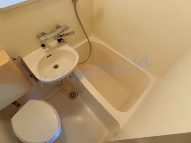 バス・シャワールーム　バスルーム