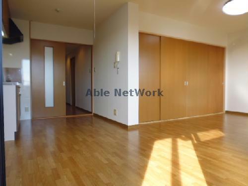 居室・リビング　302