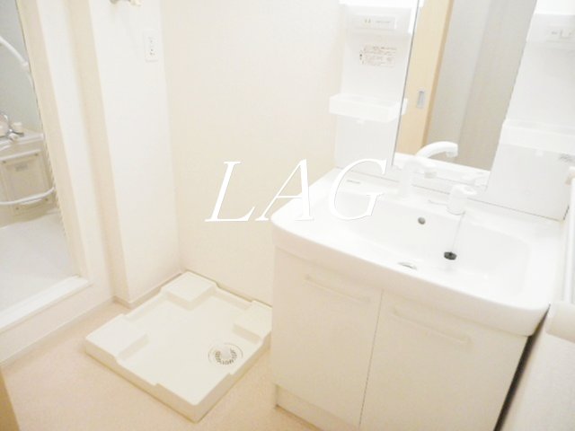 洗面設備　独立洗面台です。