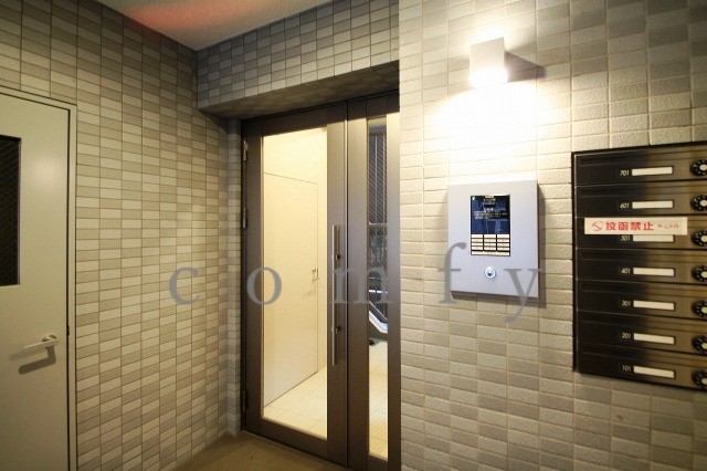 その他共有部分　オートロック付きエントランス