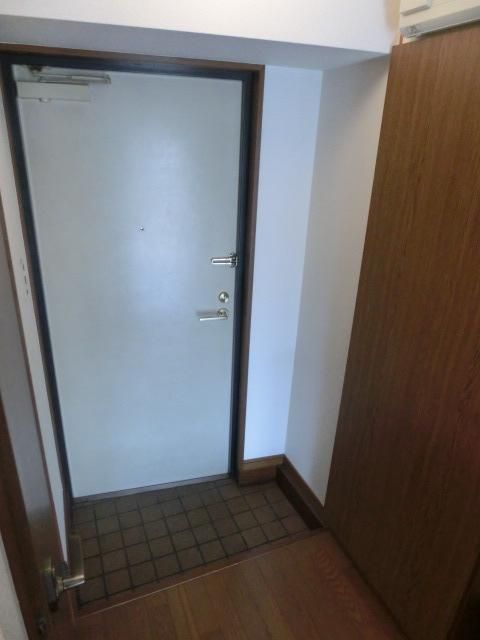 玄関　シューズボックス完備