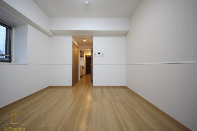 居室・リビング　LOWLANDS西天満