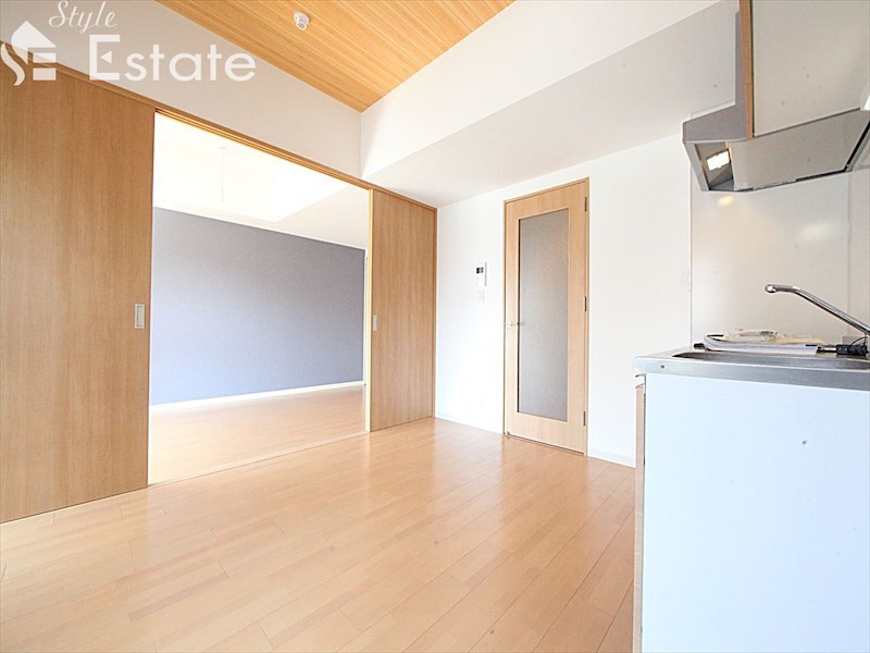 居室・リビング　内装