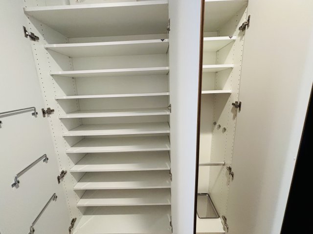 収納　＊同間取り別部屋参照