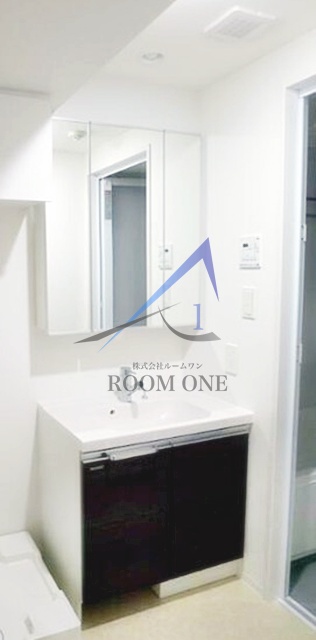 洗面設備　洗面台です。