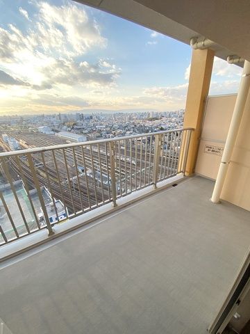 バルコニー　バルコニー