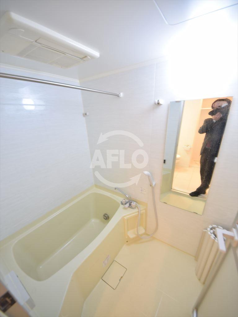 バス・シャワールーム　エグゼレジデンスタワー　浴室