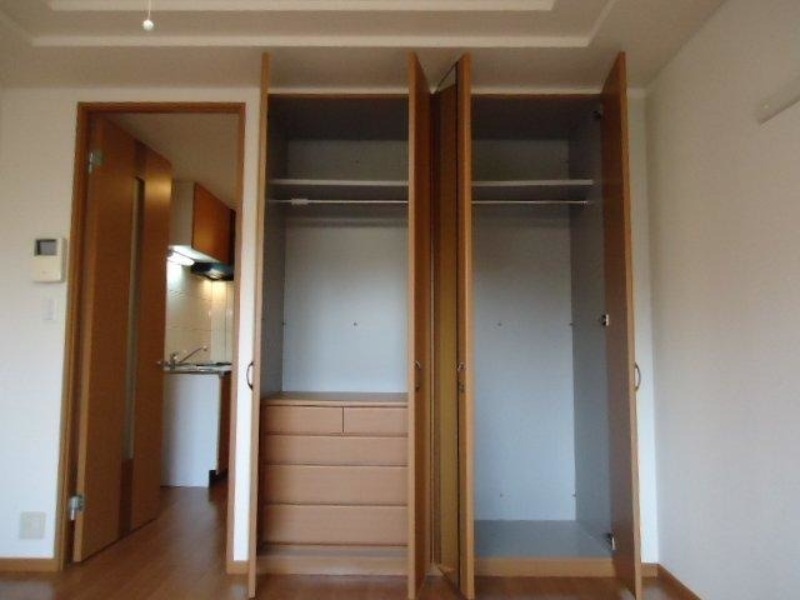 収納　図面と現状に相違がある場合には現状を優先