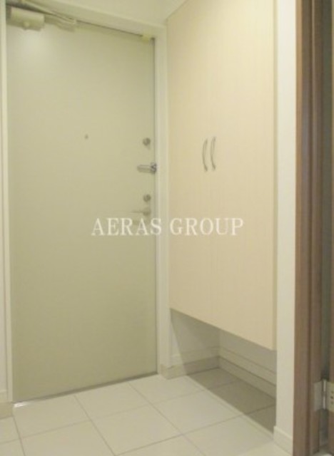 玄関　同仕様タイプ