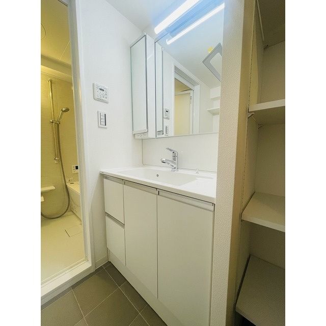 洗面設備　グレイスコート　豊島区要町２