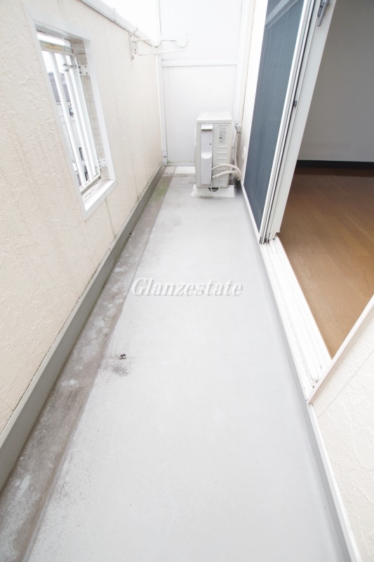 バルコニー　☆敷地内ゴミ置き場完備☆