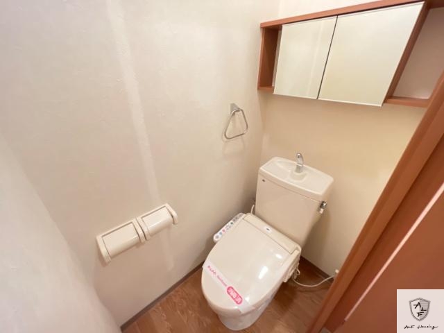 トイレ　シャワー付トイレ