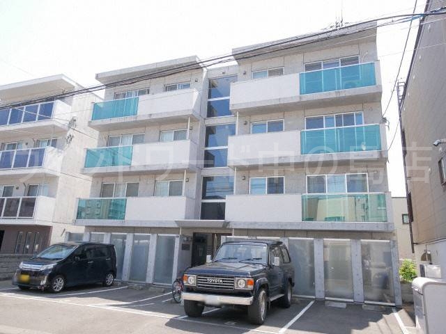 駐車場　詳細は、ウィンドワード中の島店までご相談下さい。