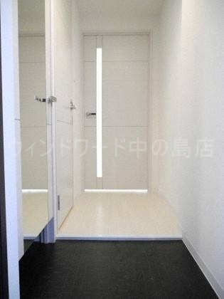 玄関　詳細は、ウィンドワード中の島店までご相談下さい。