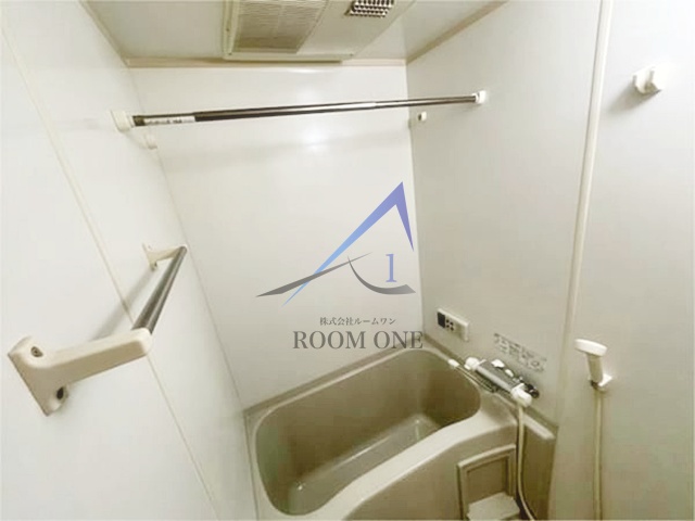 バス・シャワールーム　お風呂です。