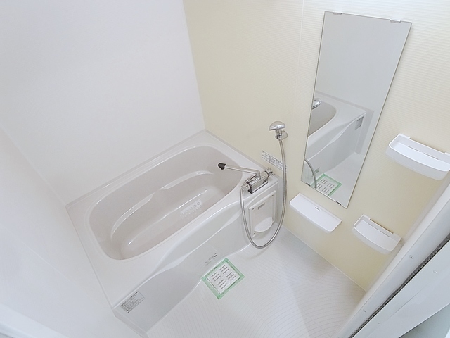 バス・シャワールーム　キレイなバスルーム