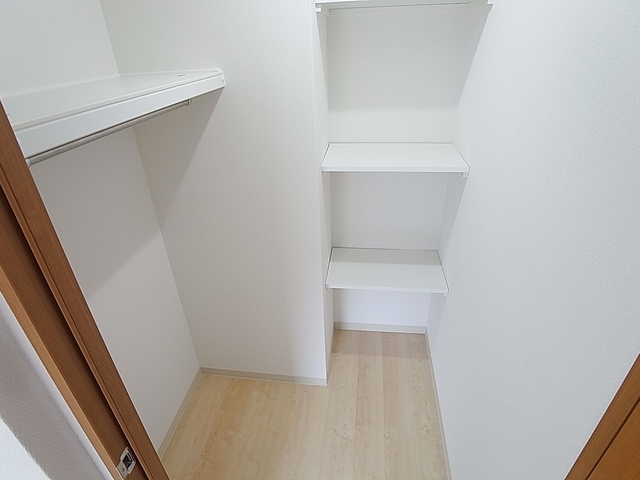 収納　ウォークインクローゼット。各室にクローゼット完備。