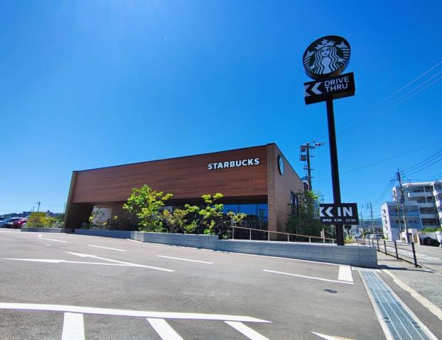 飲食店　スターバックス コーヒー 福岡小戸店（飲食店）まで541m