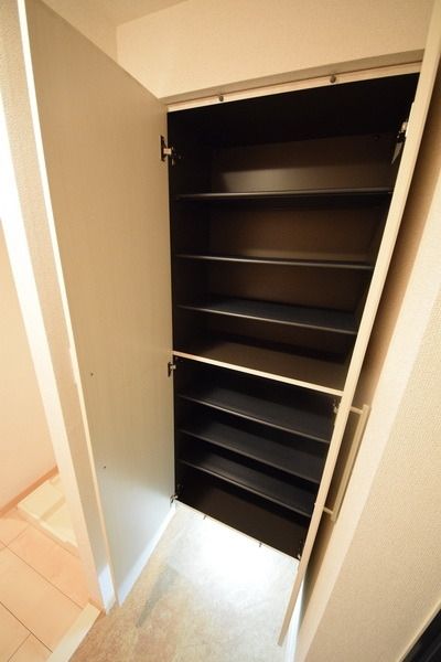 玄関　★お部屋探しは株式会社タウンハウジング東京まで★