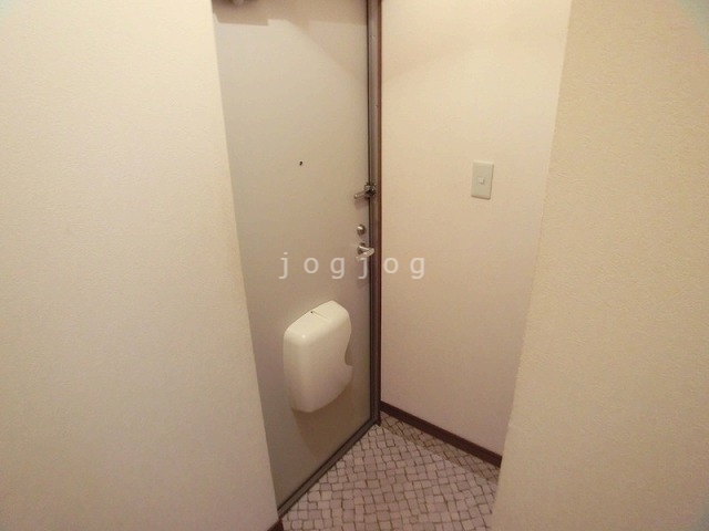 玄関　防犯のレンズもあります！地味に嬉しい☆