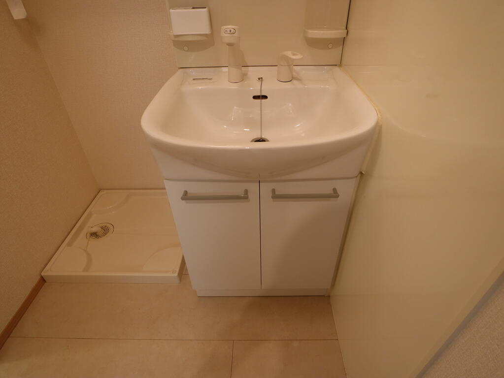 洗面設備　洗面台・洗濯機置場