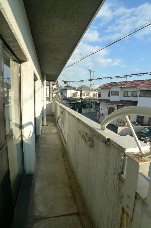 バルコニー　写真は205
