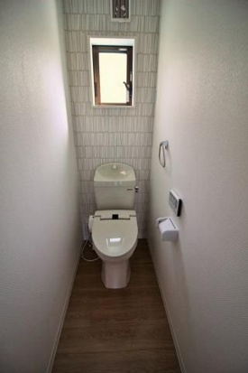 トイレ　温水洗浄暖房便座