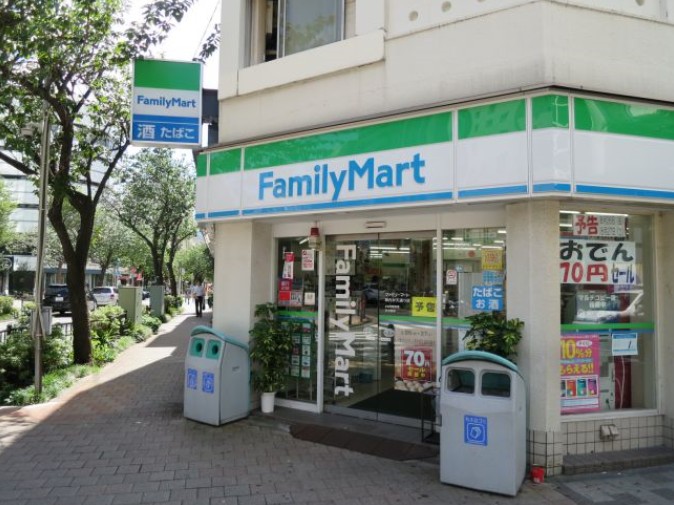 コンビニ　ファミリーマート 関内弁天通り店（コンビニ）まで161m