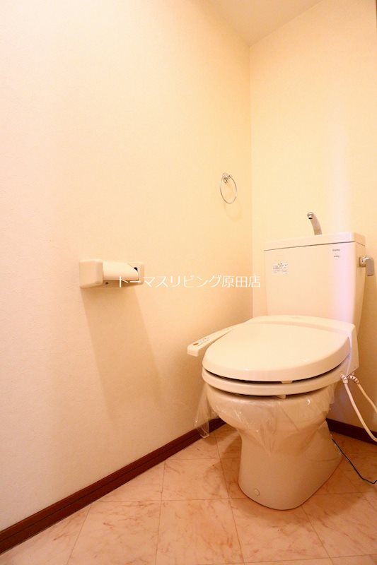 トイレ　102号室写真