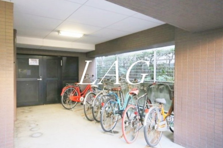 その他共有部分　駐輪スペースです。