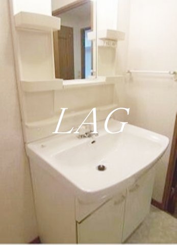 洗面設備　洗面台です。