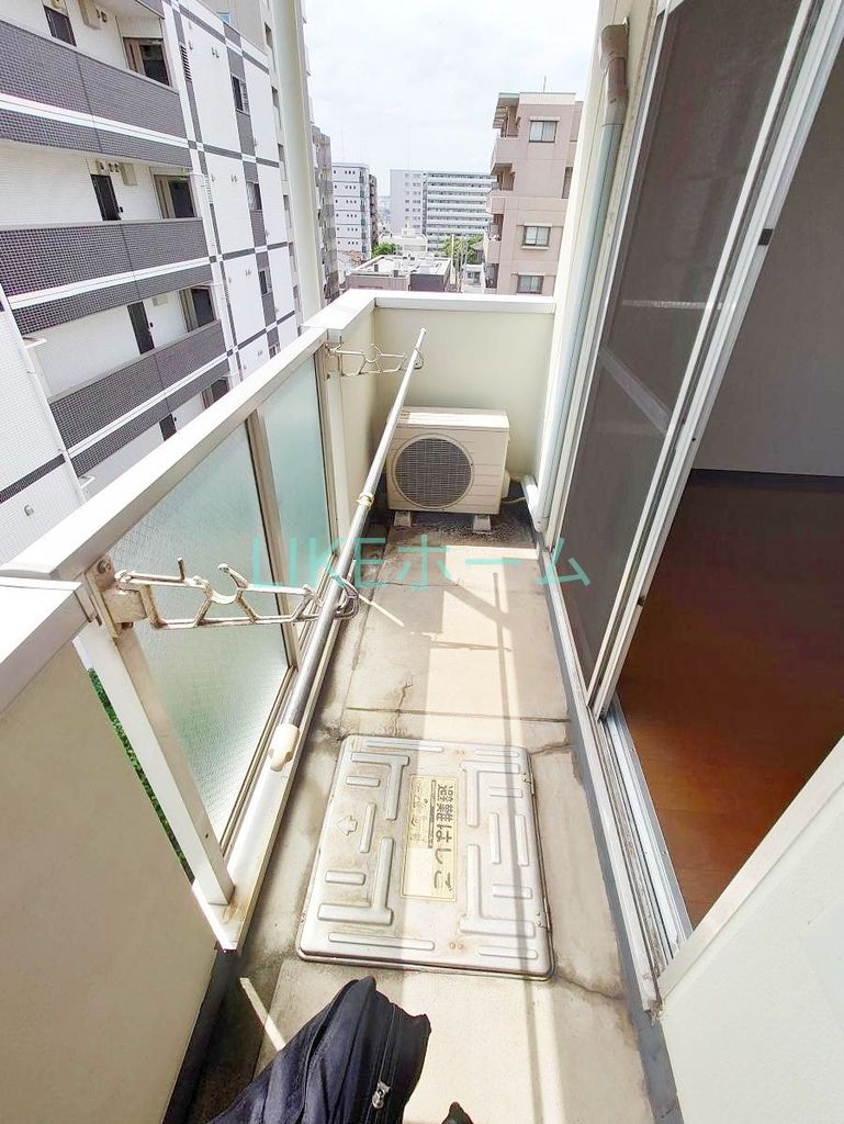 バルコニー　バルコニー