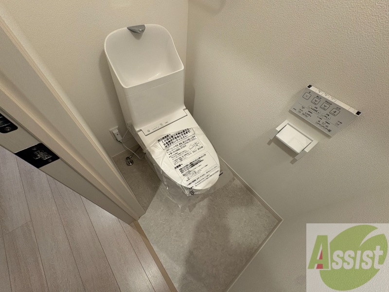 トイレ　シャワートイレになっているので快適です！