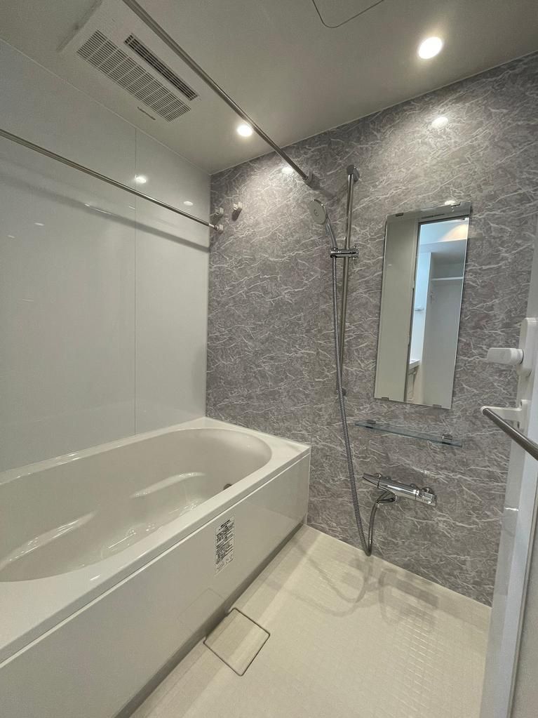 バス・シャワールーム　日々の暮らしに欠かせないお風呂です