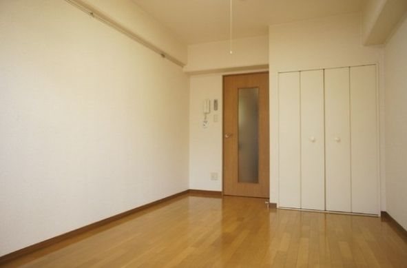 その他部屋・スペース　フローリングのキレイなお部屋です。