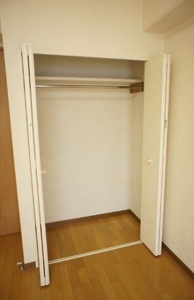 収納　収納完備でお部屋を広くお使いいただけます。