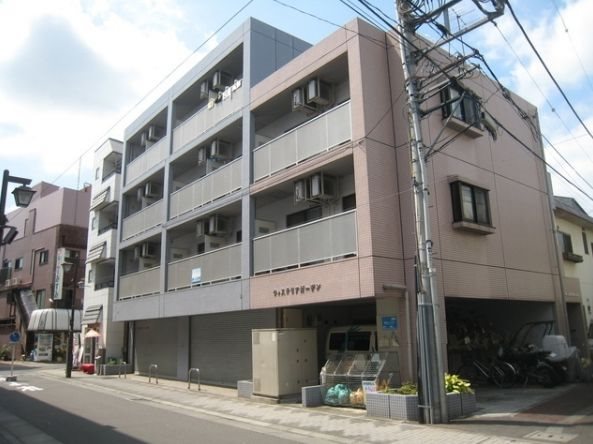 建物外観　重厚感のある外観です。