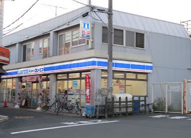 コンビニ　ローソン×スリーエフ（コンビニ）まで536m