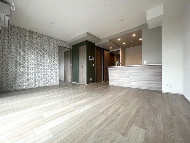 居室・リビング　エントランス