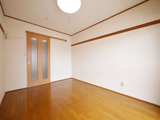 その他部屋・スペース　★6帖の洋室★