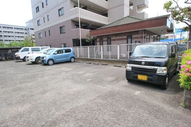 駐車場　★お問い合わせはタウンハウジング多摩センター店までご連絡く…