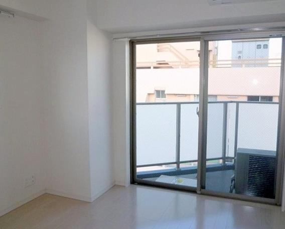 バルコニー　※別部屋の参考写真です。