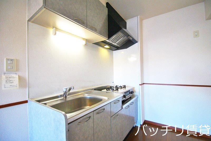 キッチン　別号室の画像。現況優先