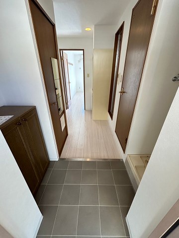 玄関　落ち着いた玄関です