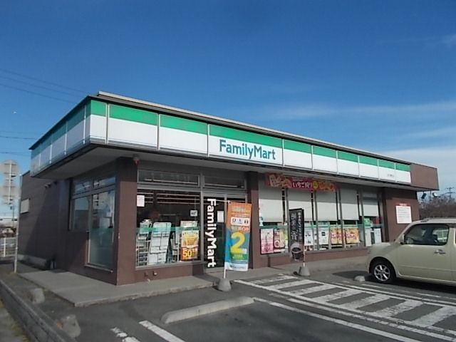 コンビニ　ファミリーマート酒門店（コンビニ）まで1100m